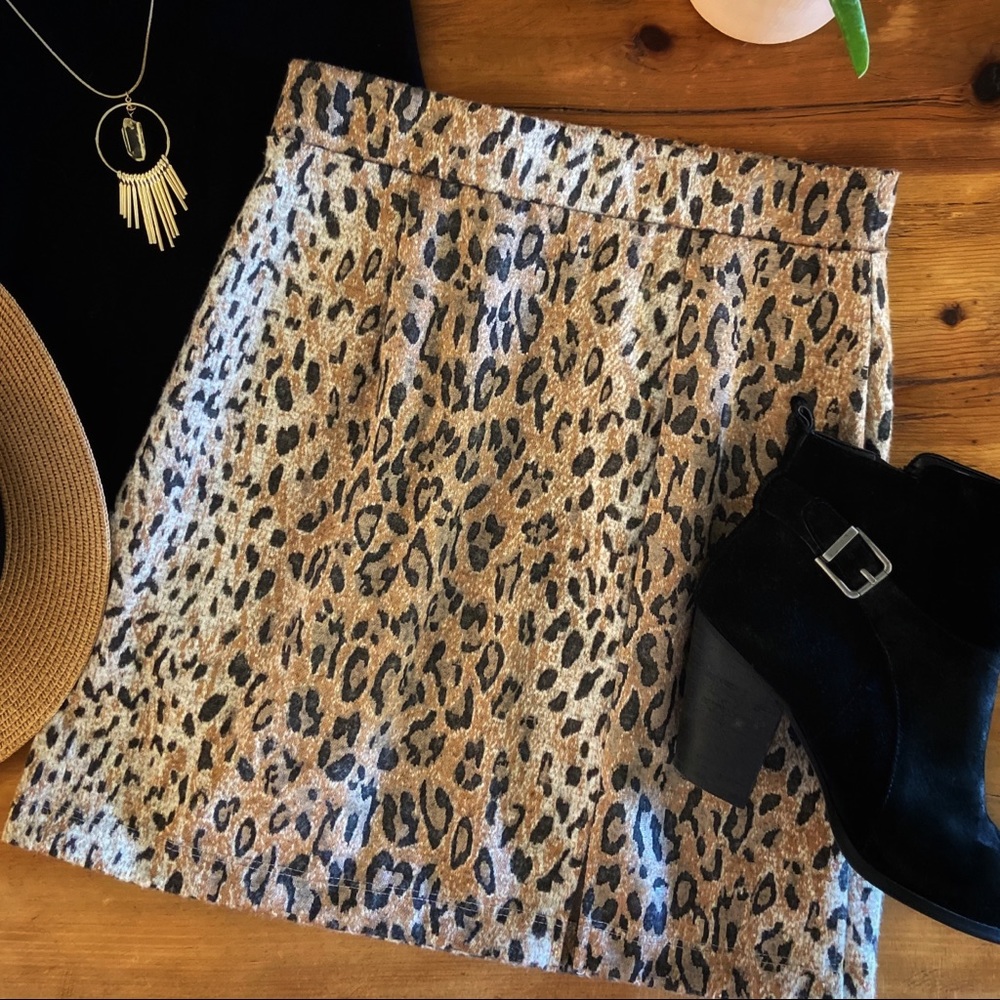 Leopard Pencil SKIRT ⭐️NWOT Stretch, Soft, Pull-On - Picture 2 of 9